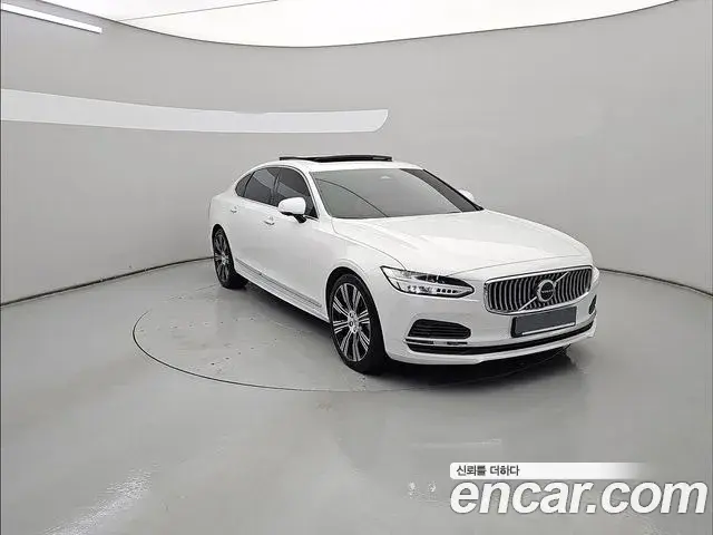 Volvo S90 2022 — Фото 2/20