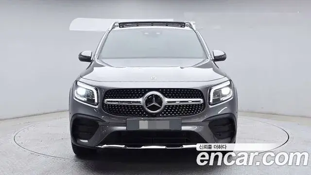 Mercedes-Benz GLB-Class 2023 — Фото 3/20
