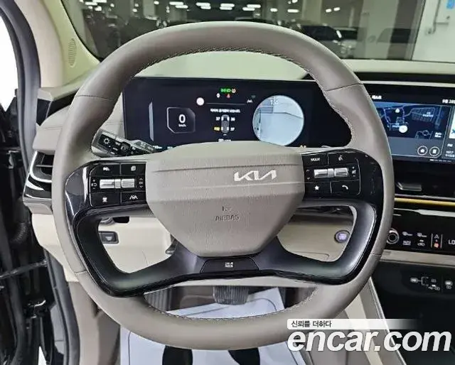 Kia Carnival 2025 — Фото 9/19