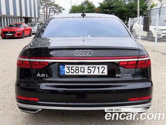 Audi A8 2020 — Photo 3/20