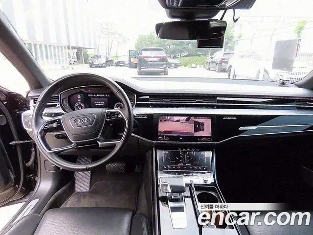 Audi A8 2020 — Photo 10/20