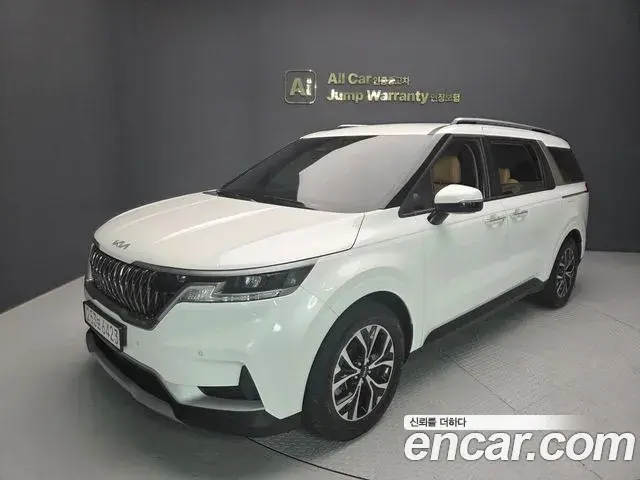 Kia Carnival 2023 — Photo 2/20