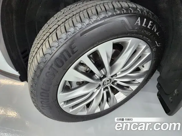 Toyota Highlander 2025 — Şəkil 17/20