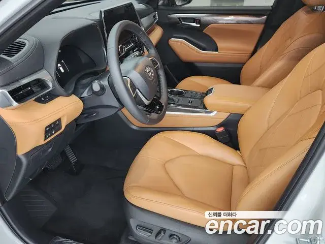 Toyota Highlander 2025 — Şəkil 18/20