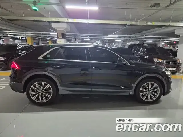 Audi Q7 2021 — Фото 11/20