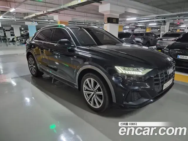 Audi Q7 2021 — Фото 13/20