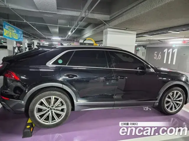 Audi Q7 2021 — Фото 16/20