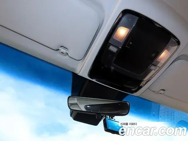 Hyundai Staria 2023 — Фото 14/20