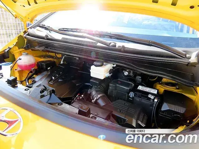 Hyundai Staria 2023 — Фото 18/20
