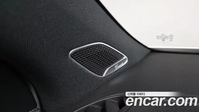 Mercedes-Benz EQA 2023 — Photo 24/36
