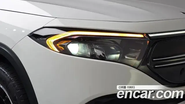 Mercedes-Benz EQA 2023 — Photo 14/36