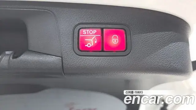 Mercedes-Benz EQA 2023 — Photo 29/36