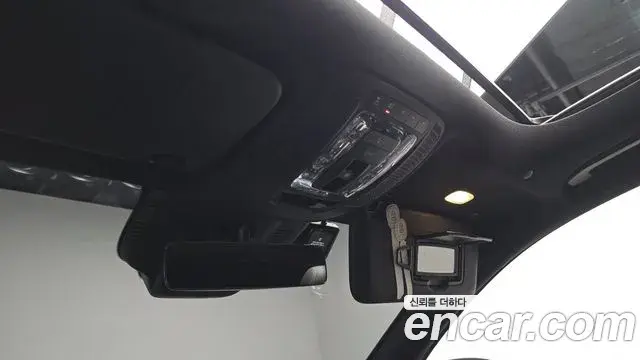 Mercedes-Benz EQA 2023 — Photo 12/36