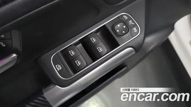 Mercedes-Benz EQA 2023 — Photo 10/36