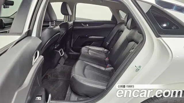 Kia K5 2022 — Photo 11/20