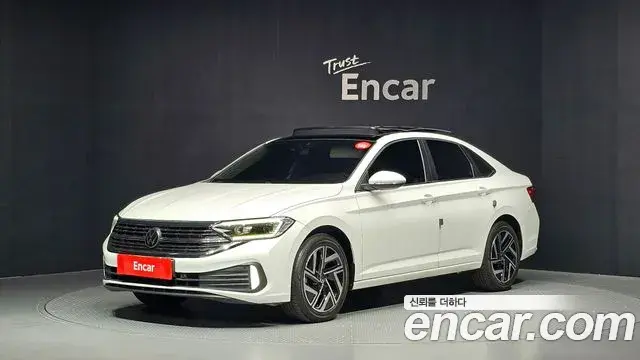 Volkswagen Jetta 2023 — Фото 1/20