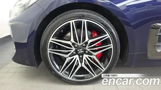 Kia Stinger 2020 — Фото 4/20