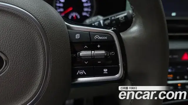 Kia Carnival 2021 — Photo 20/20