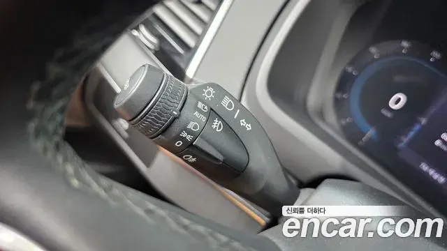 Volvo XC90 2023 — ფოტო 24/32
