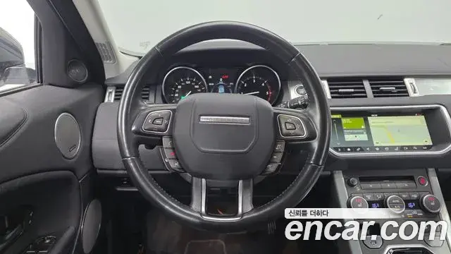 Land Rover Range Rover Evoque 2018 — Фото 14/20