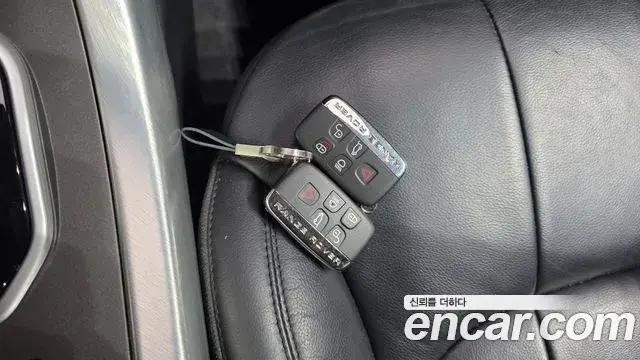 Land Rover Range Rover Evoque 2018 — Фото 16/20