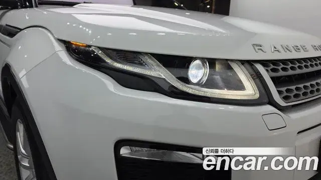 Land Rover Range Rover Evoque 2018 — ფოტო 11/34