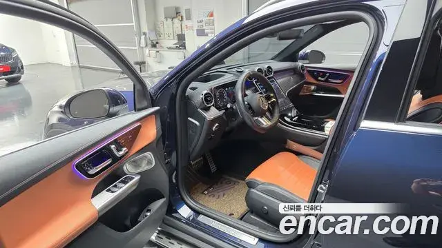 Mercedes-Benz GLC-Class 2024 — Photo 10/35