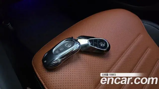 Mercedes-Benz GLC-Class 2024 — Photo 14/35