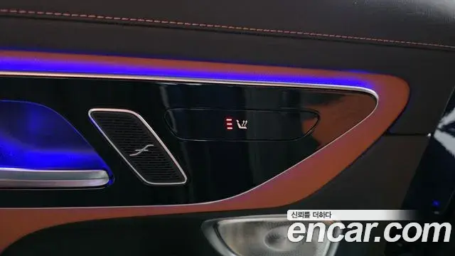 Mercedes-Benz GLC-Class 2024 — Photo 34/35