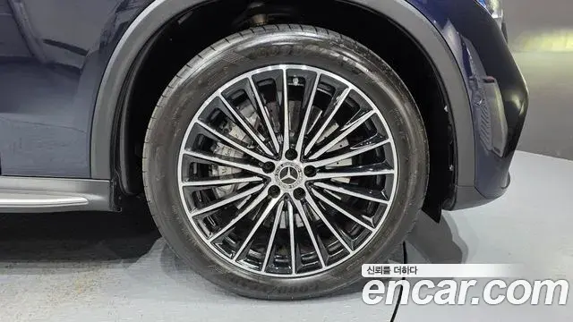 Mercedes-Benz GLC-Class 2024 — Photo 18/35