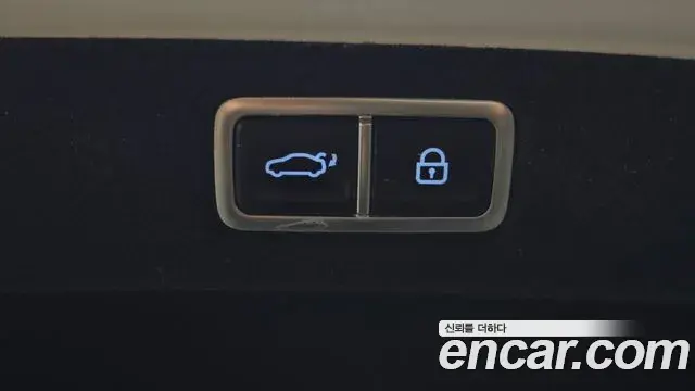 Hyundai Grandeur 2023 — Photo 17/20