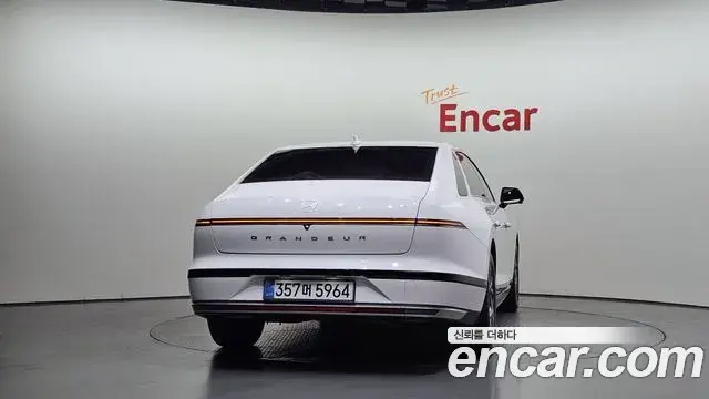 Hyundai Grandeur 2024 — Фото 4/20