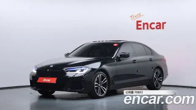 BMW 5 Series 2019 — Фото 1/20