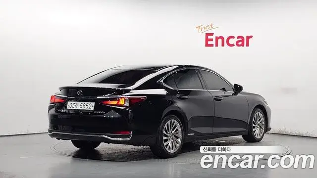 Lexus ES300h 2018 — Şəkil 2/20