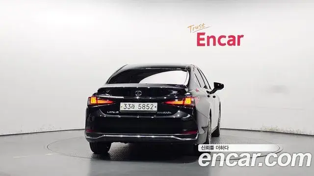Lexus ES300h 2018 — Şəkil 4/20