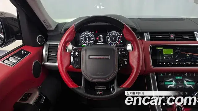 Land Rover Range Rover Sport 2019 — Photo 23/33