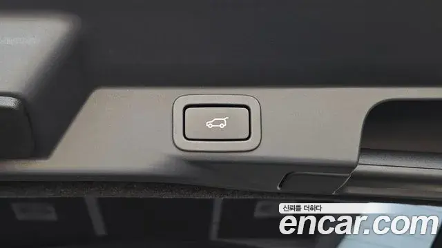 Land Rover Range Rover Sport 2019 — Photo 22/33