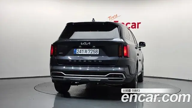 Kia Sorento 2021 — Photo 4/20