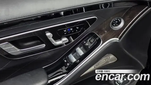 Mercedes-Benz S-Class 2021 — Фото 18/20