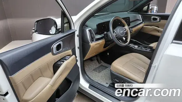 Kia Sorento 2023 — Фото 10/20