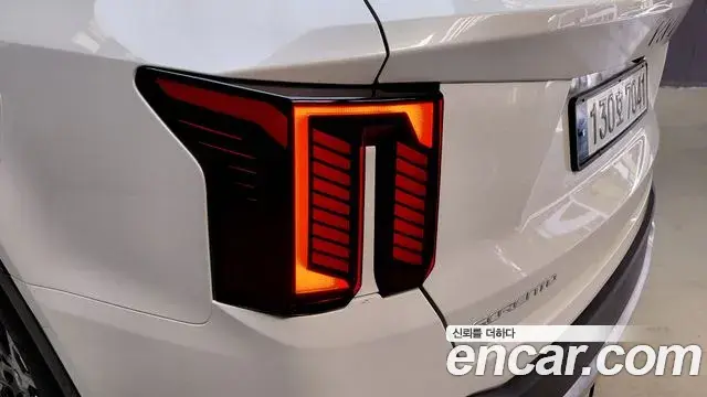 Kia Sorento 2023 — Şəkil 22/33