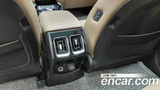 Kia Sorento 2023 — Şəkil 2/33