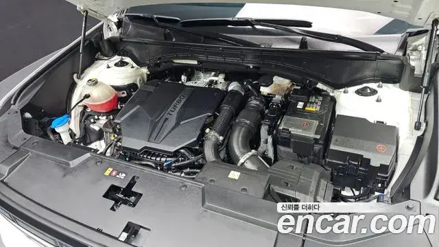 Hyundai Santa Fe 2023 — Photo 6/20