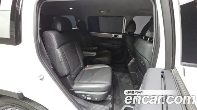Hyundai Santa Fe 2023 — Photo 11/20