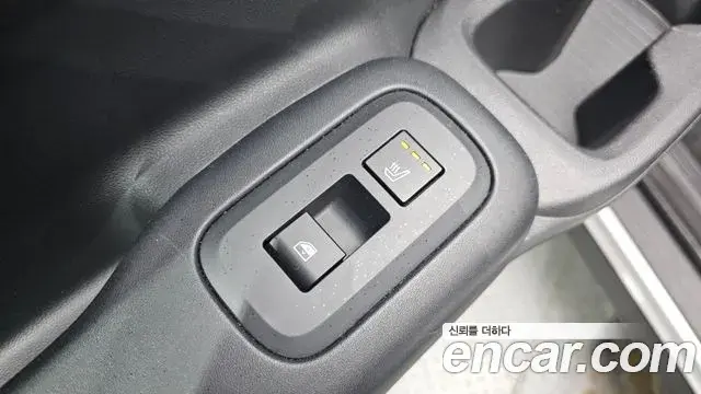 Hyundai Santa Fe 2023 — Photo 19/20