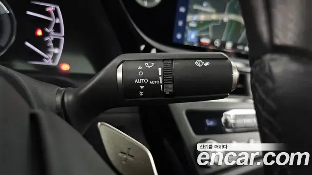 Lexus ES300h 2025 — Photo 15/37