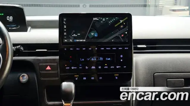 Hyundai Staria 2022 — Фото 13/20