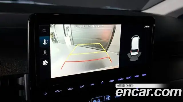 Hyundai Staria 2022 — Фото 16/20