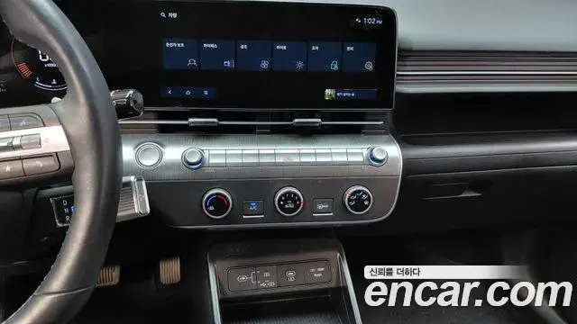 Hyundai Kona 2023 — Фото 14/20