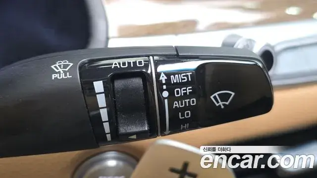 Kia The K9 2021 — Фото 19/20